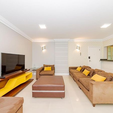 Apto Amplo 1Suite Mais 2Quartos - Quadra Mar 50M Da Praia - Somente Familiares Балнеариу-Камбориу Экстерьер фото