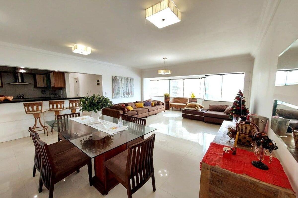 Apto Amplo 1Suite Mais 2Quartos - Quadra Mar 50M Da Praia - Somente Familiares Балнеариу-Камбориу Экстерьер фото