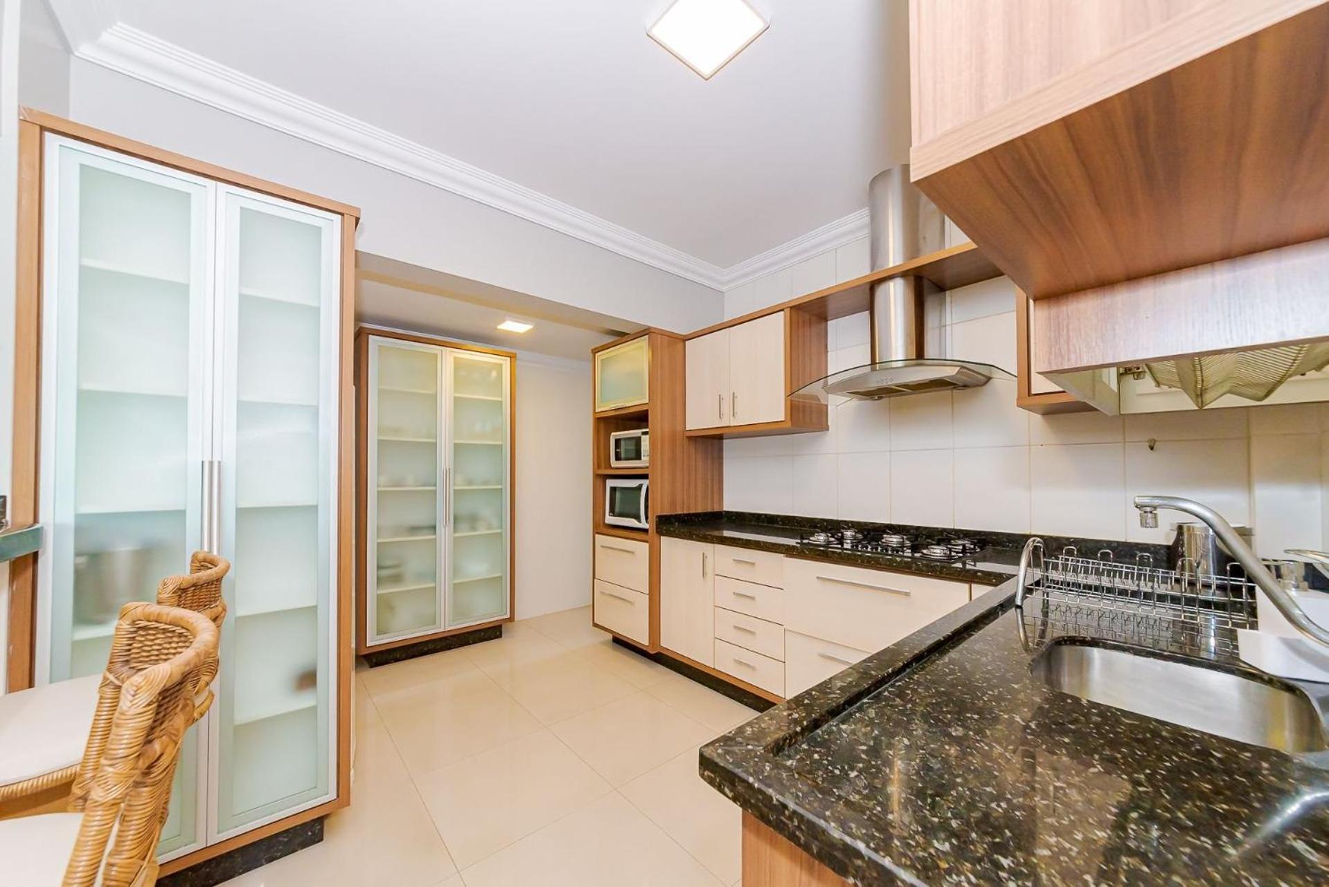 Apto Amplo 1Suite Mais 2Quartos - Quadra Mar 50M Da Praia - Somente Familiares Балнеариу-Камбориу Экстерьер фото