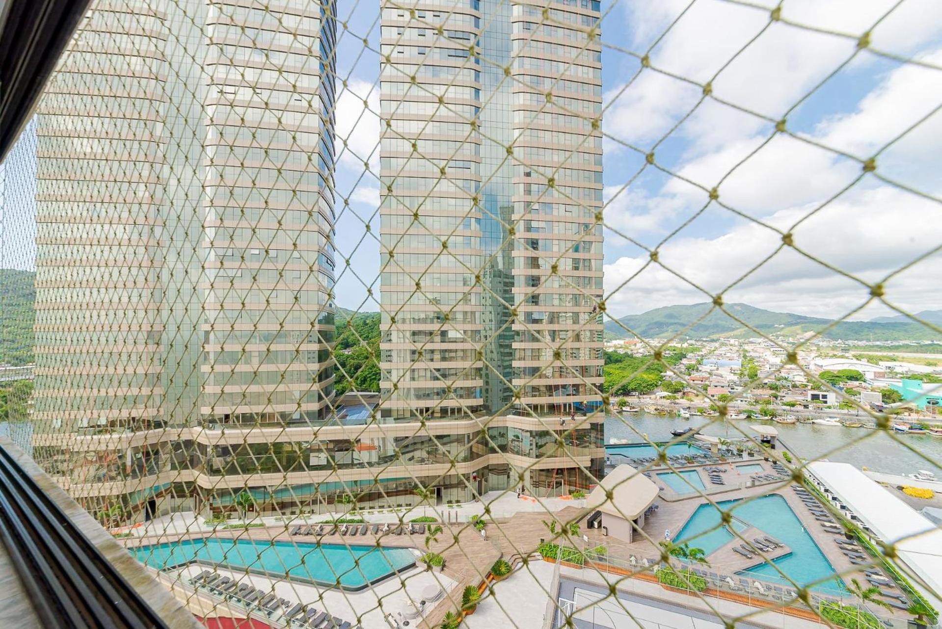 Apto Amplo 1Suite Mais 2Quartos - Quadra Mar 50M Da Praia - Somente Familiares Балнеариу-Камбориу Экстерьер фото