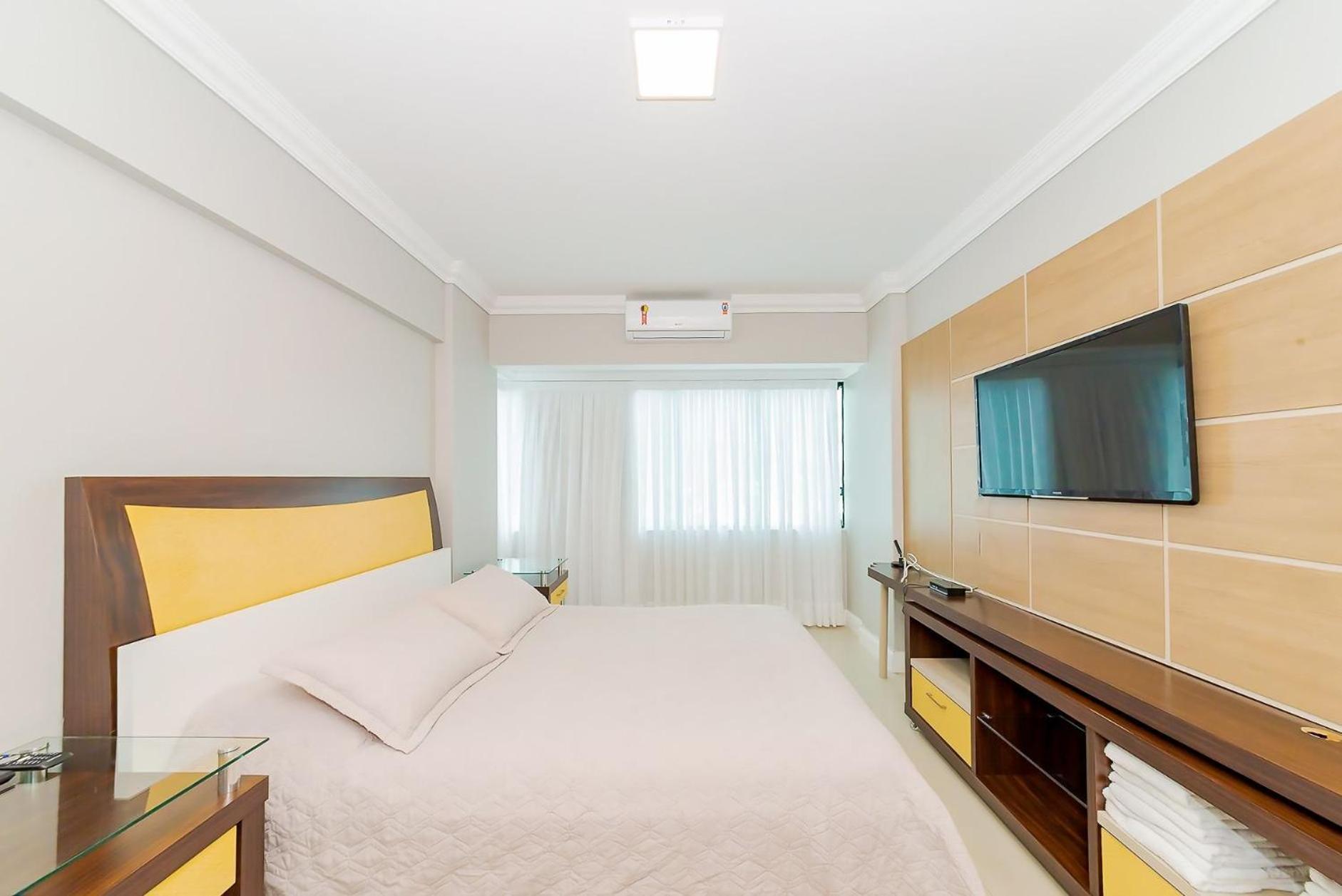 Apto Amplo 1Suite Mais 2Quartos - Quadra Mar 50M Da Praia - Somente Familiares Балнеариу-Камбориу Экстерьер фото
