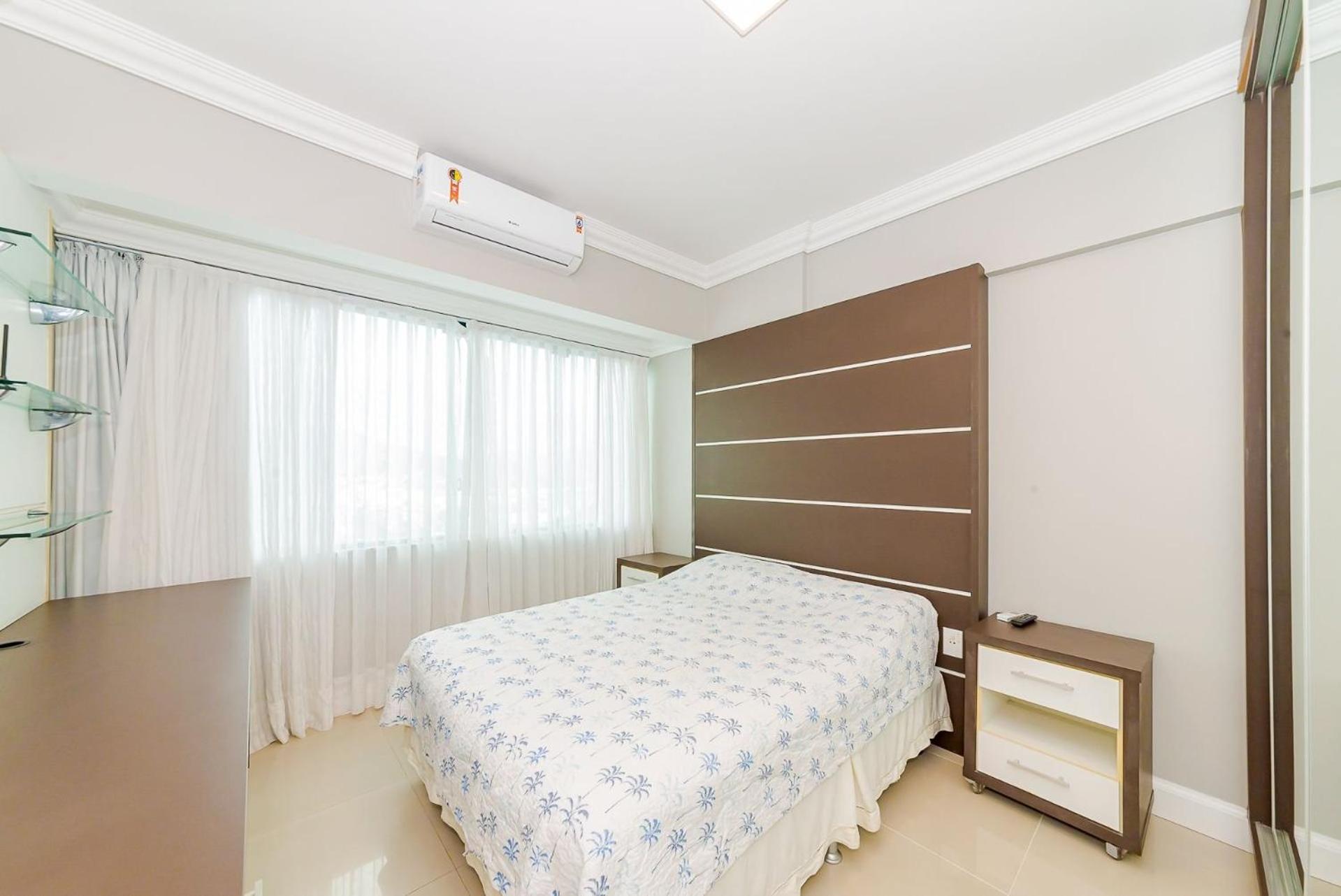 Apto Amplo 1Suite Mais 2Quartos - Quadra Mar 50M Da Praia - Somente Familiares Балнеариу-Камбориу Экстерьер фото